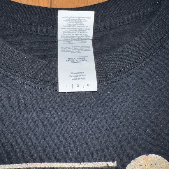 Shirt - Picture 2 of 2